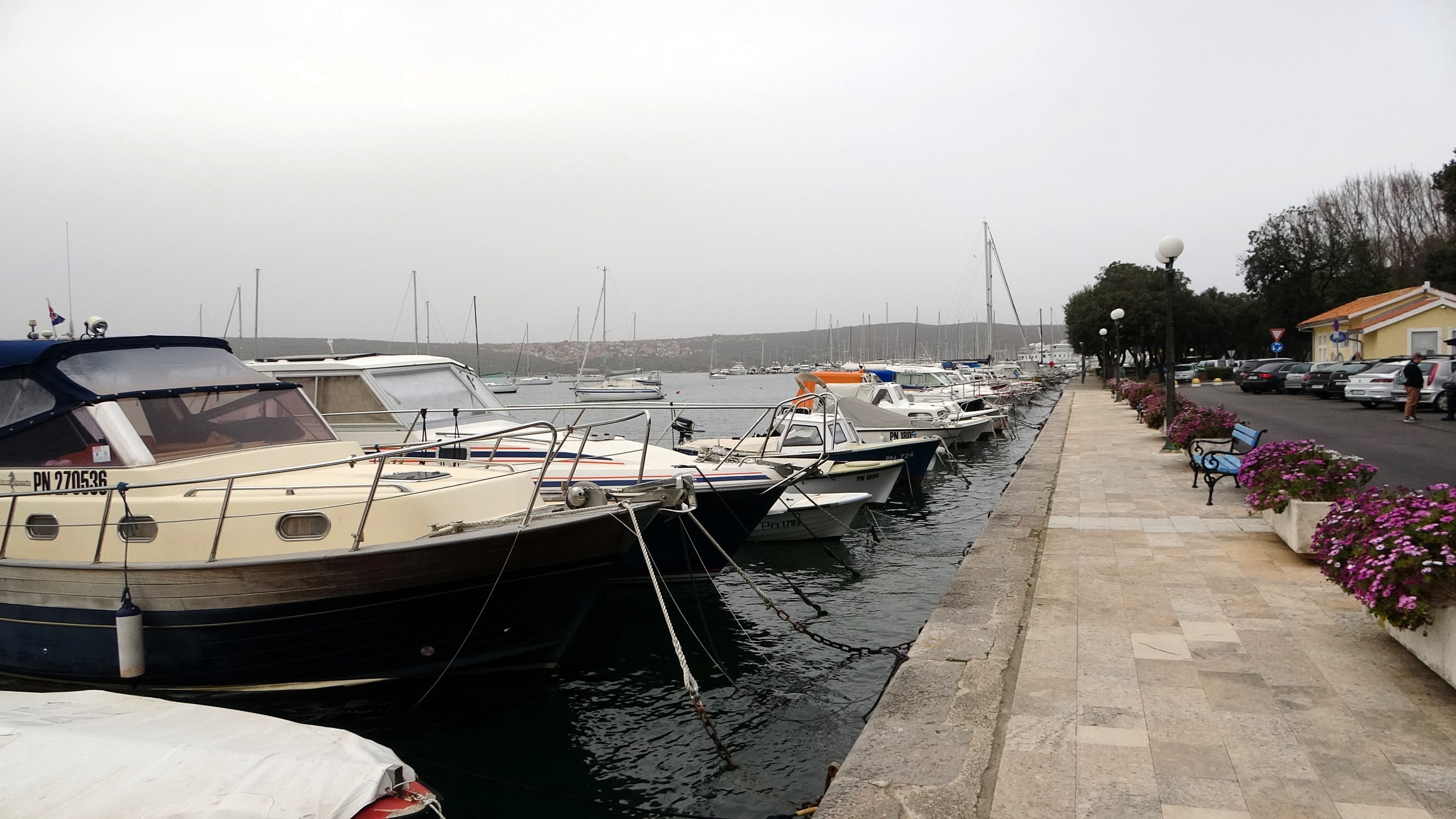 Punat, größter Hafen der Insel