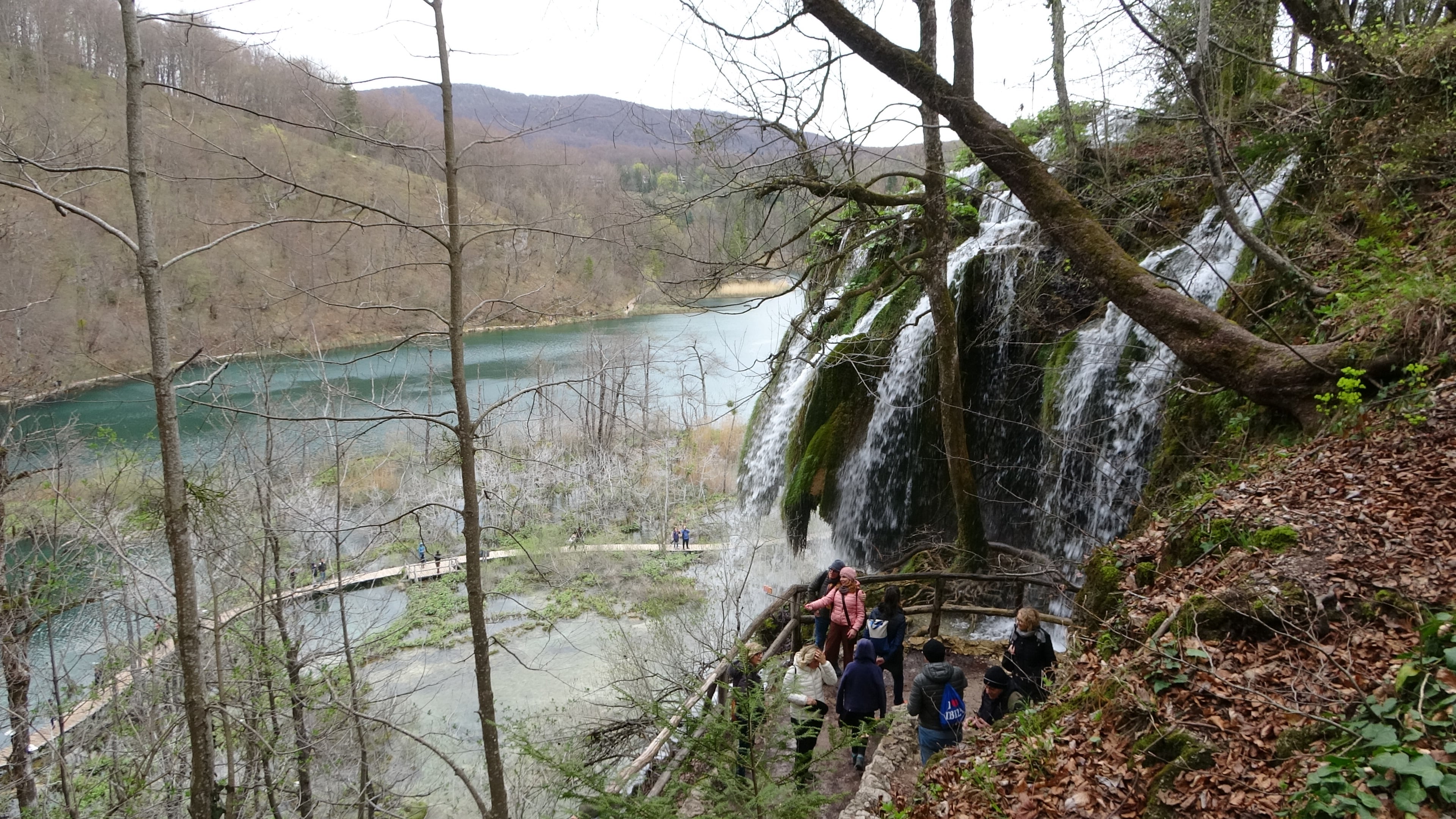 Plitvička, fallende Wasser hautnah