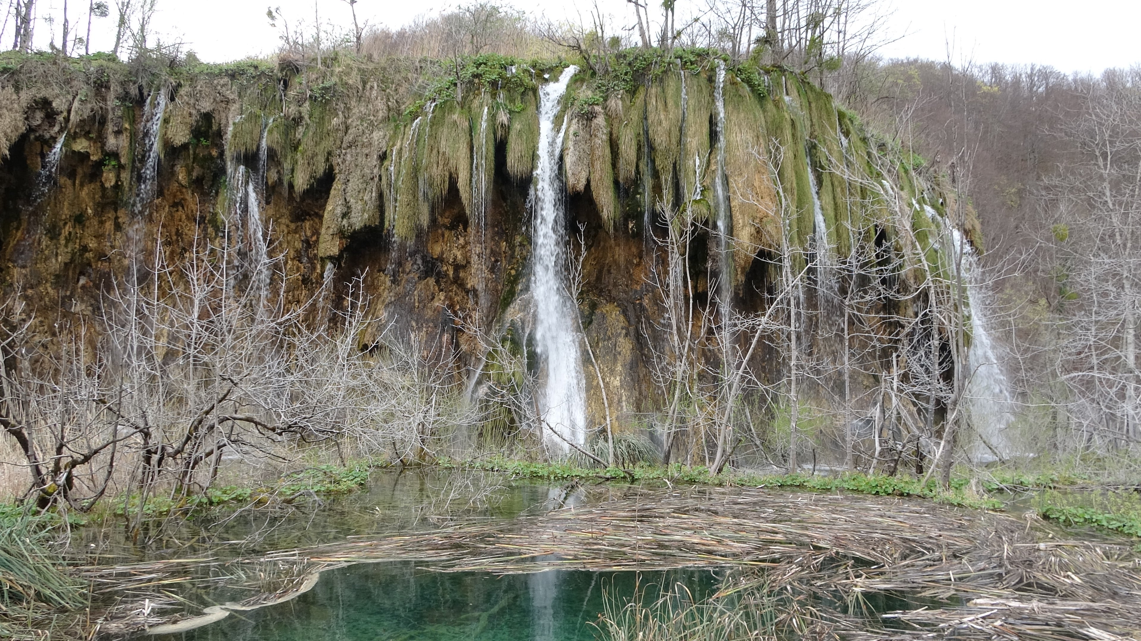 Plitvička, fallende Wasser imposant
