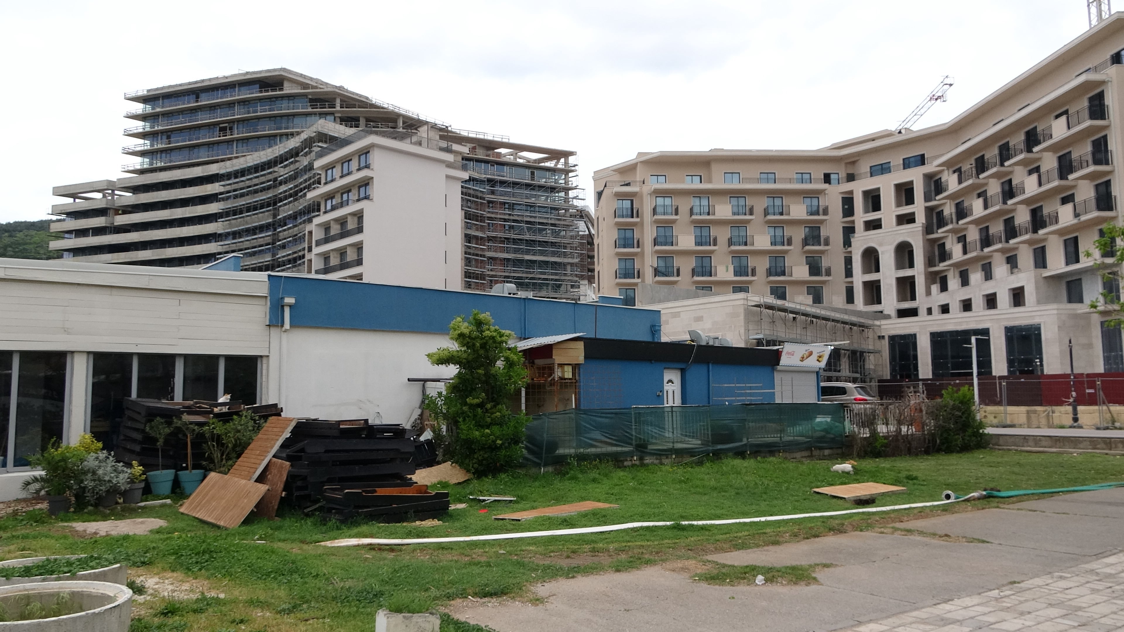 Budva, Hotels neu oder im Bau