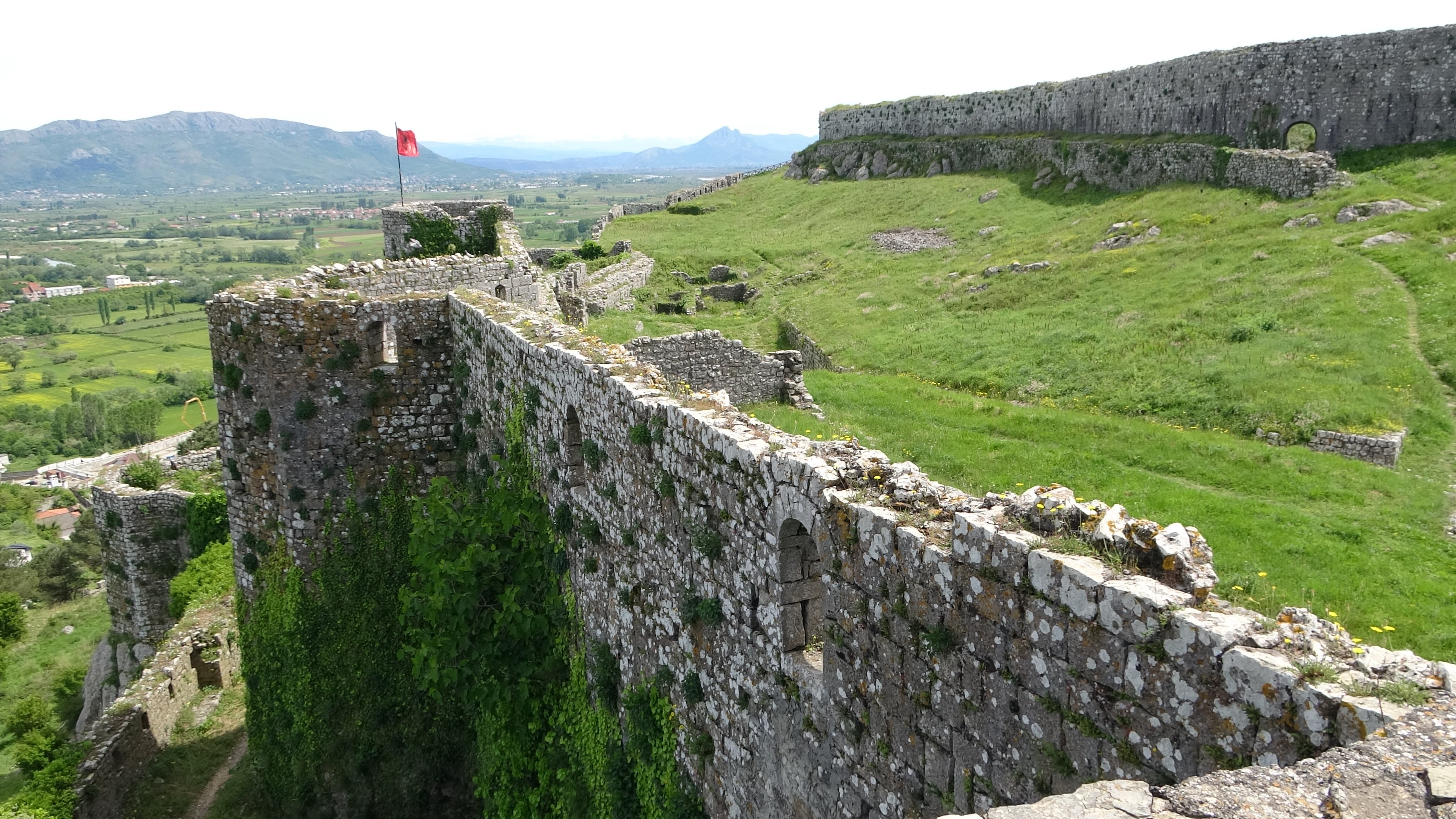 Rozafa mit Weitblick
