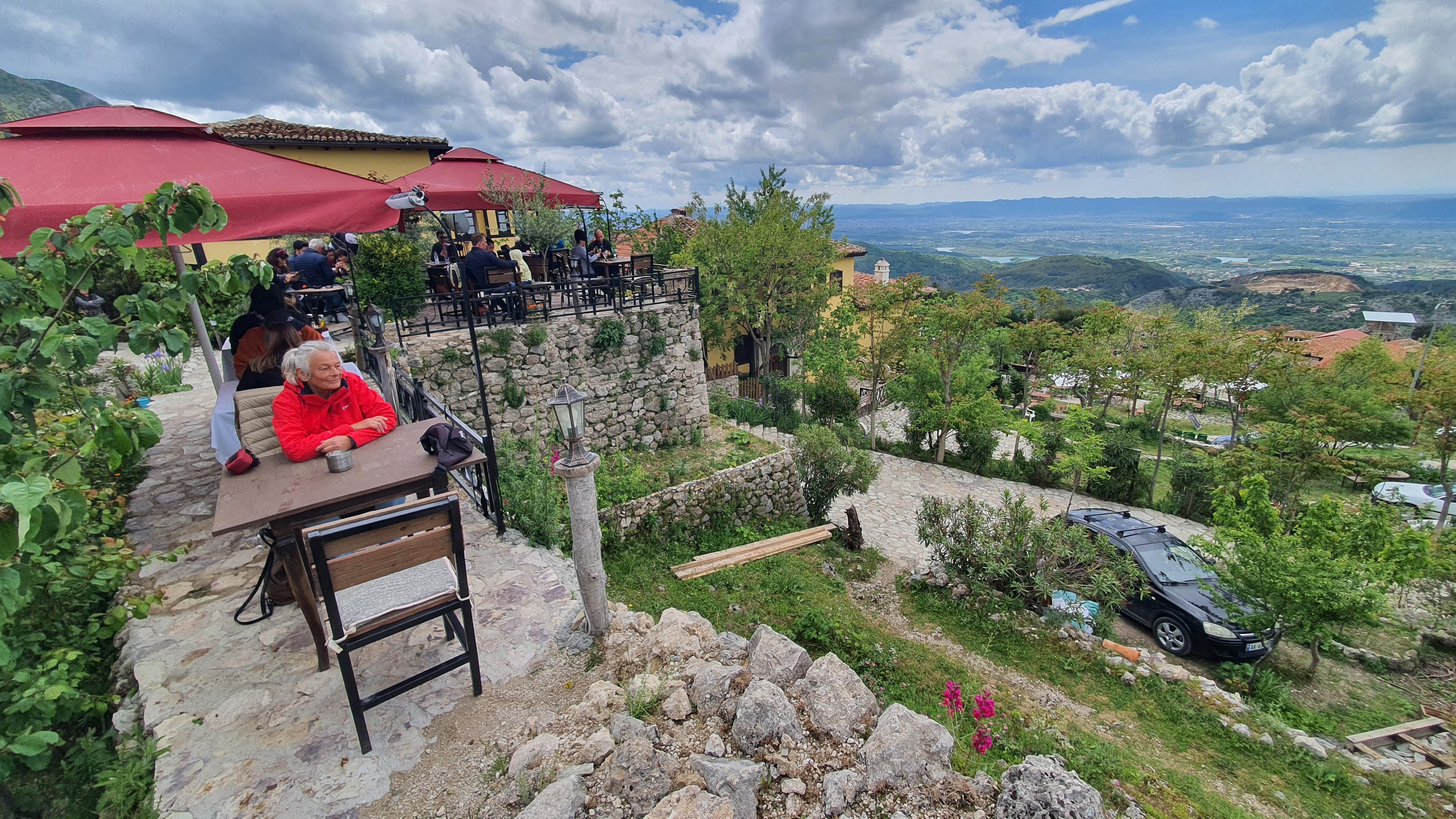 Kruja, Restaurant Emiliano