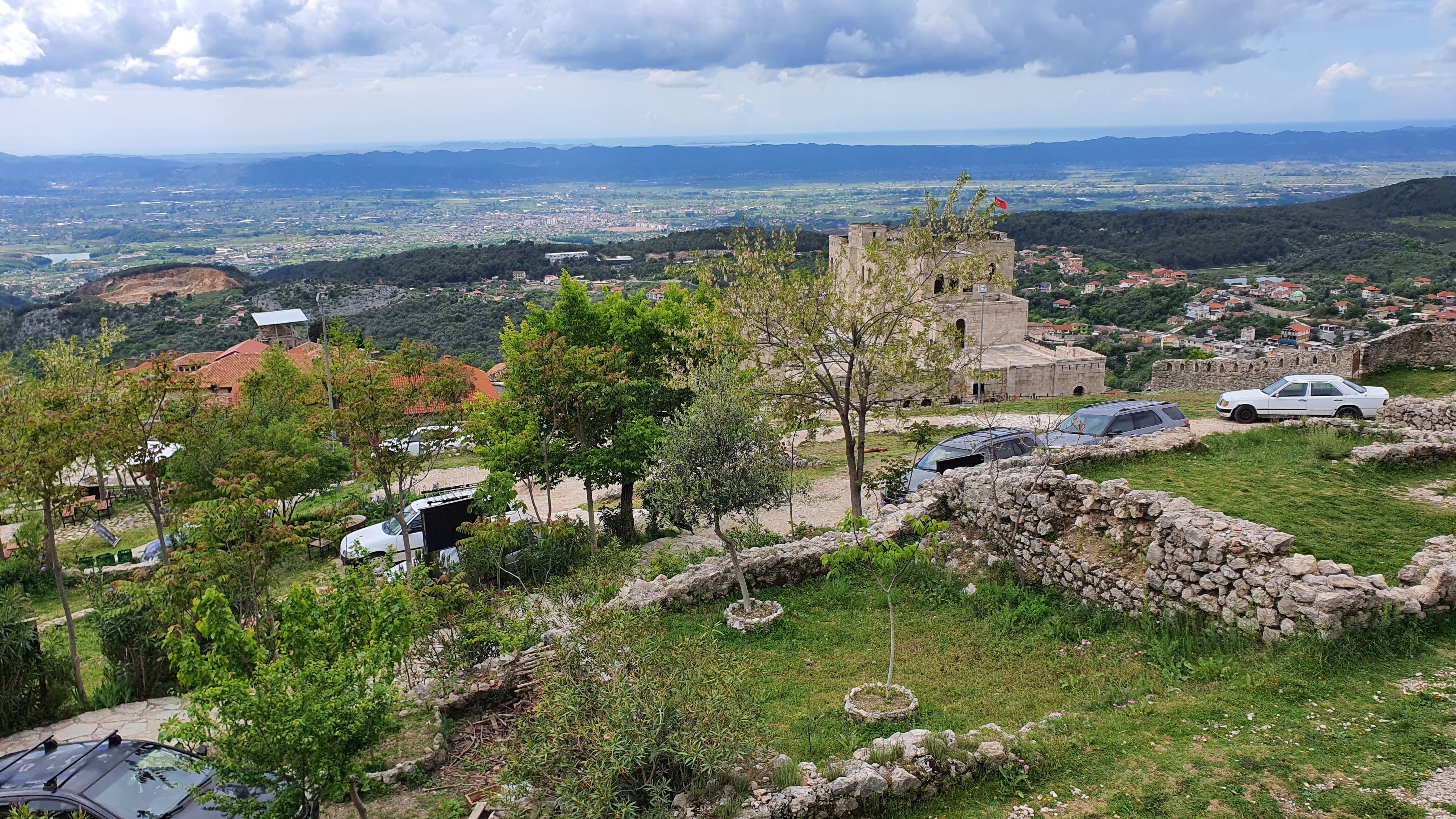Kruja, Blick auf Tirana