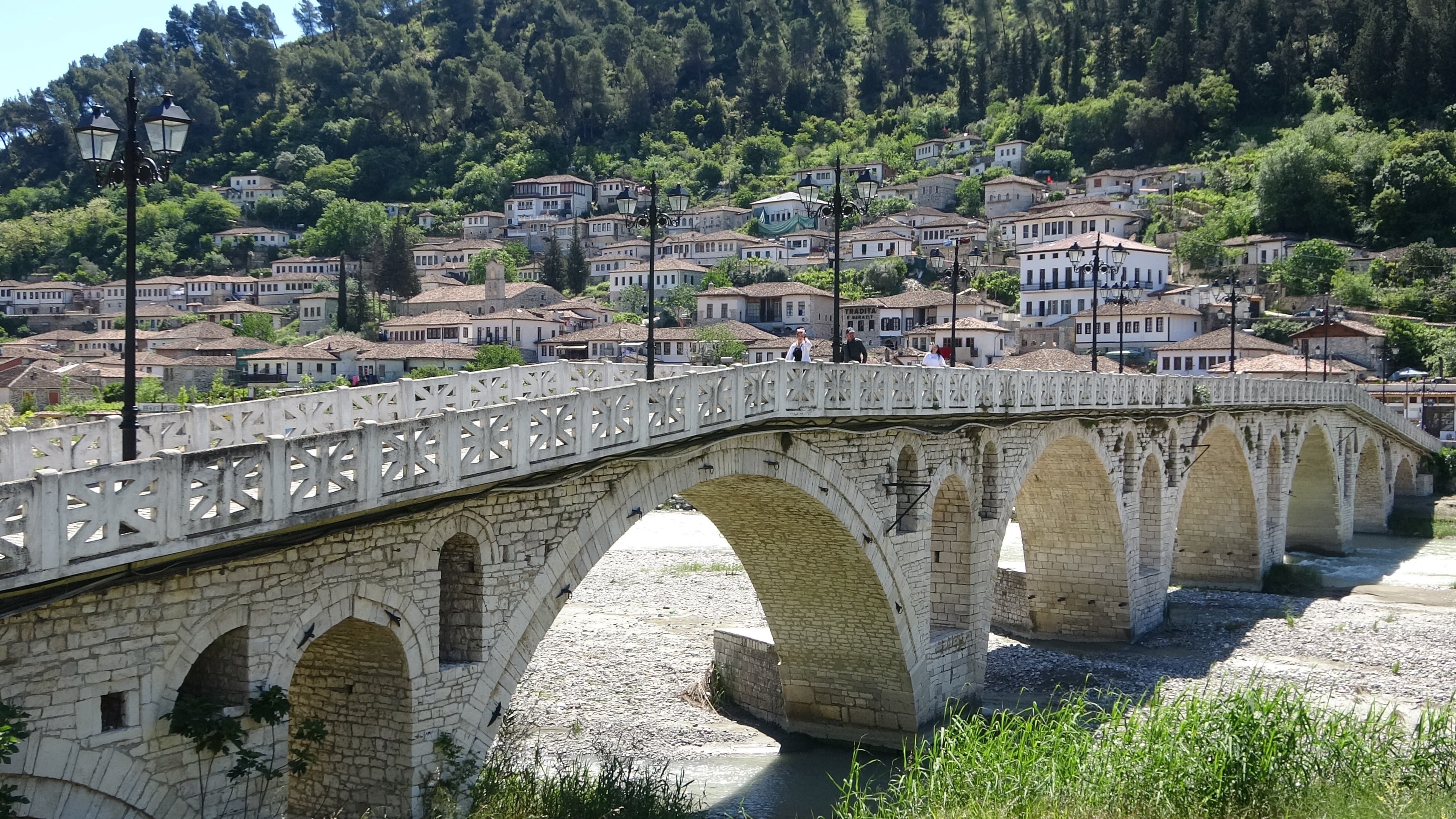 Berat, Gorica Brücke näher