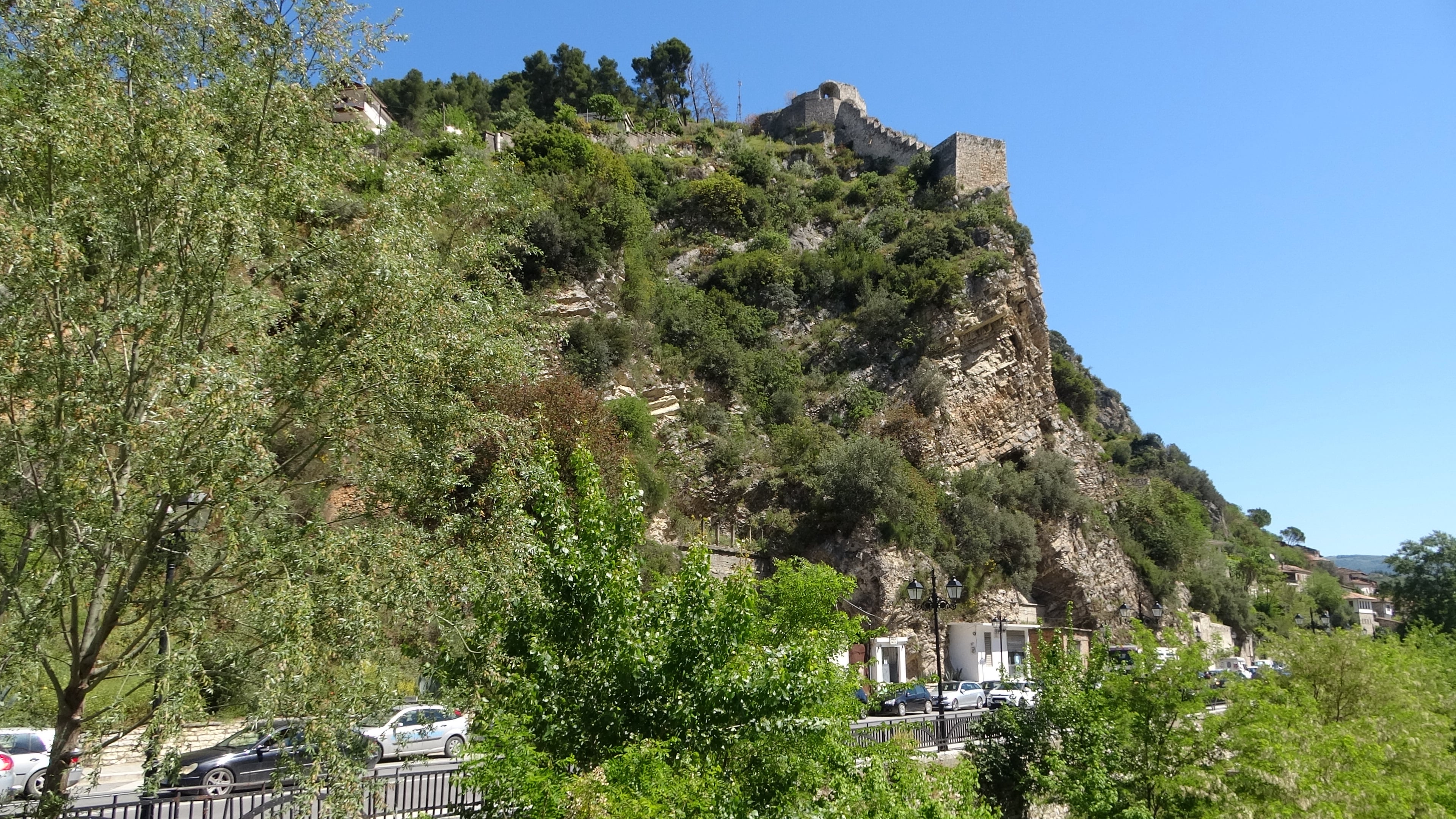 Berat, Wehrturm der Burg