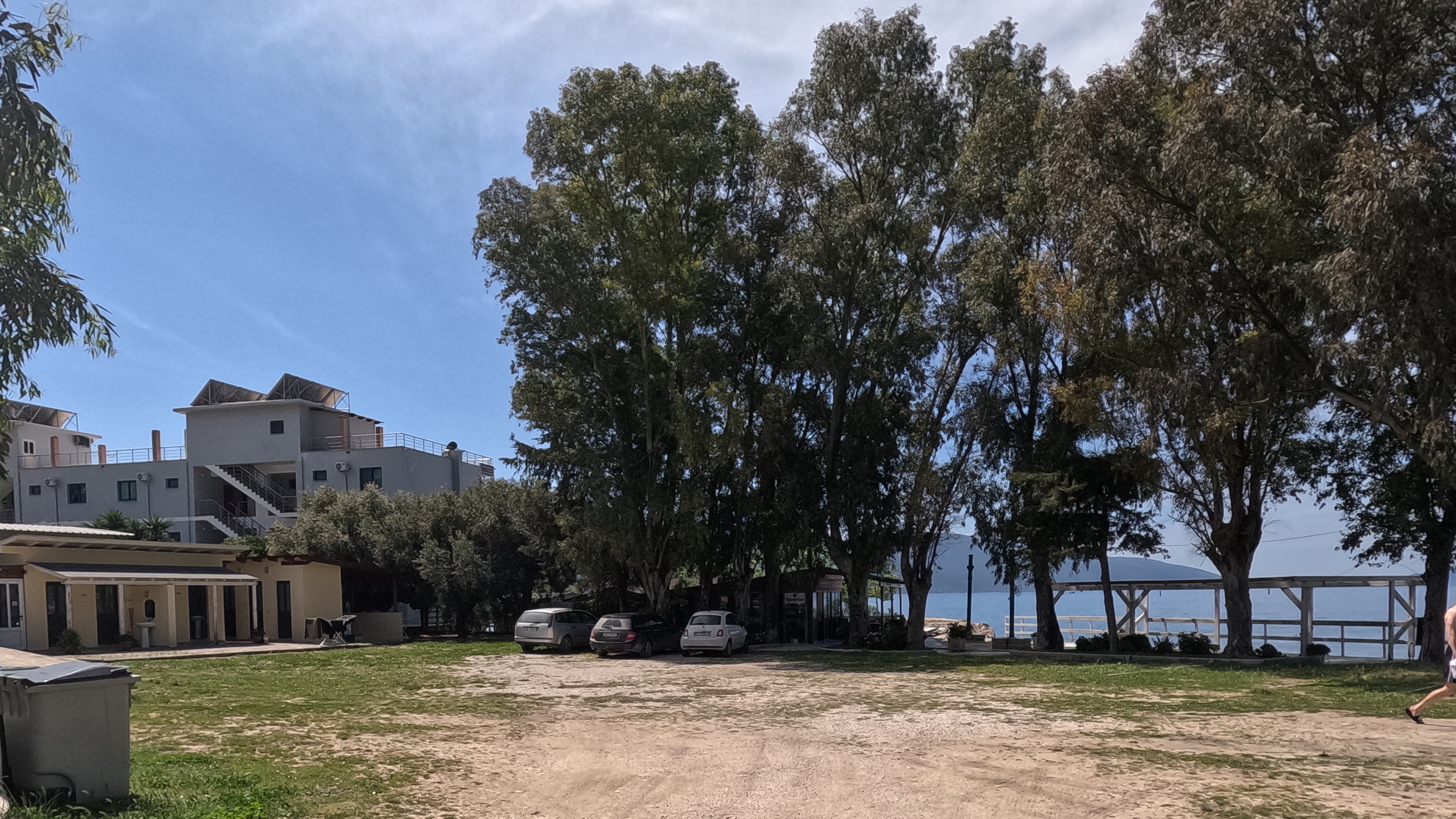 Vlora Camping, Rezeption und Bar