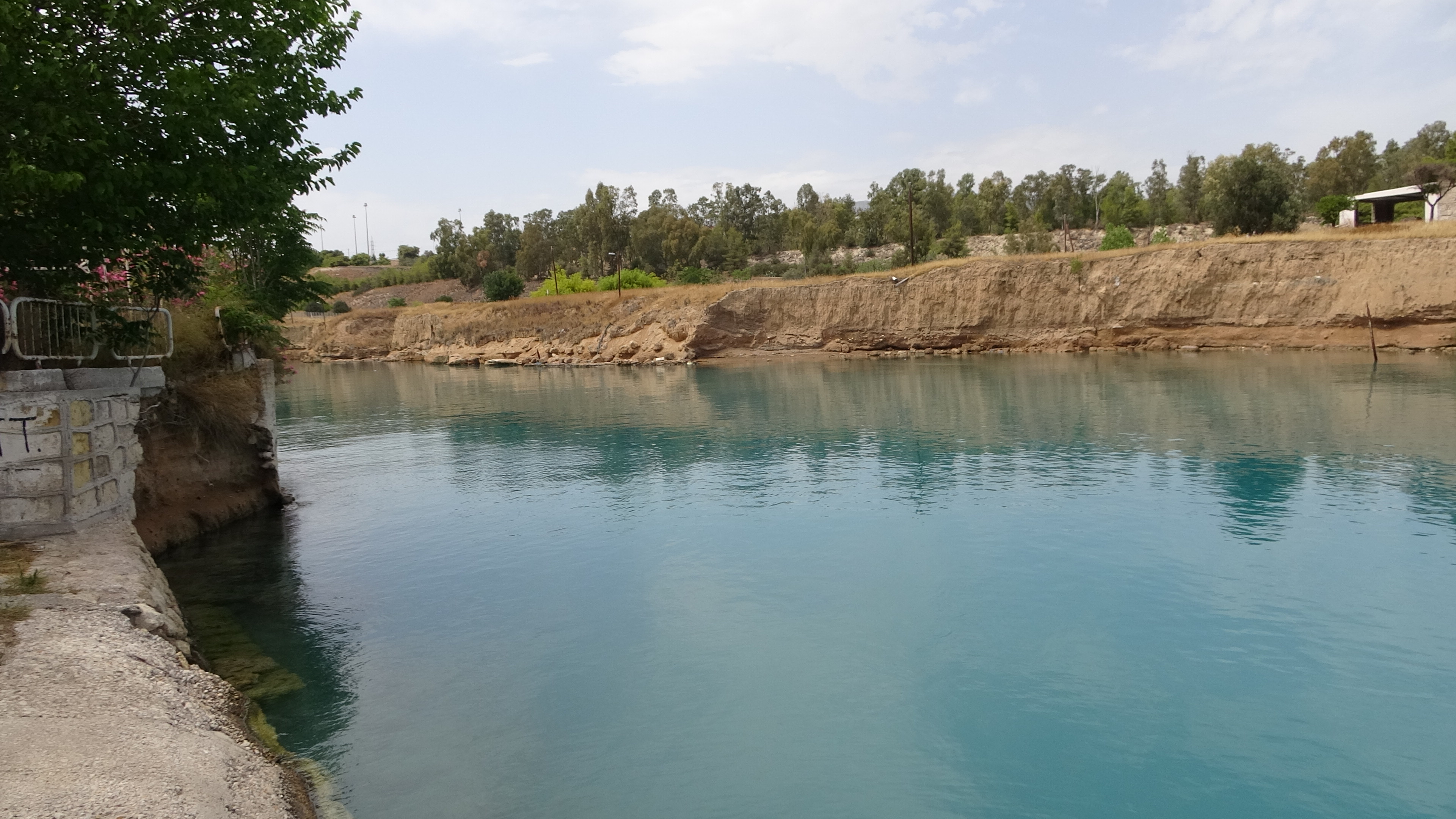 Epidaurus Erdrutsche am Ufer