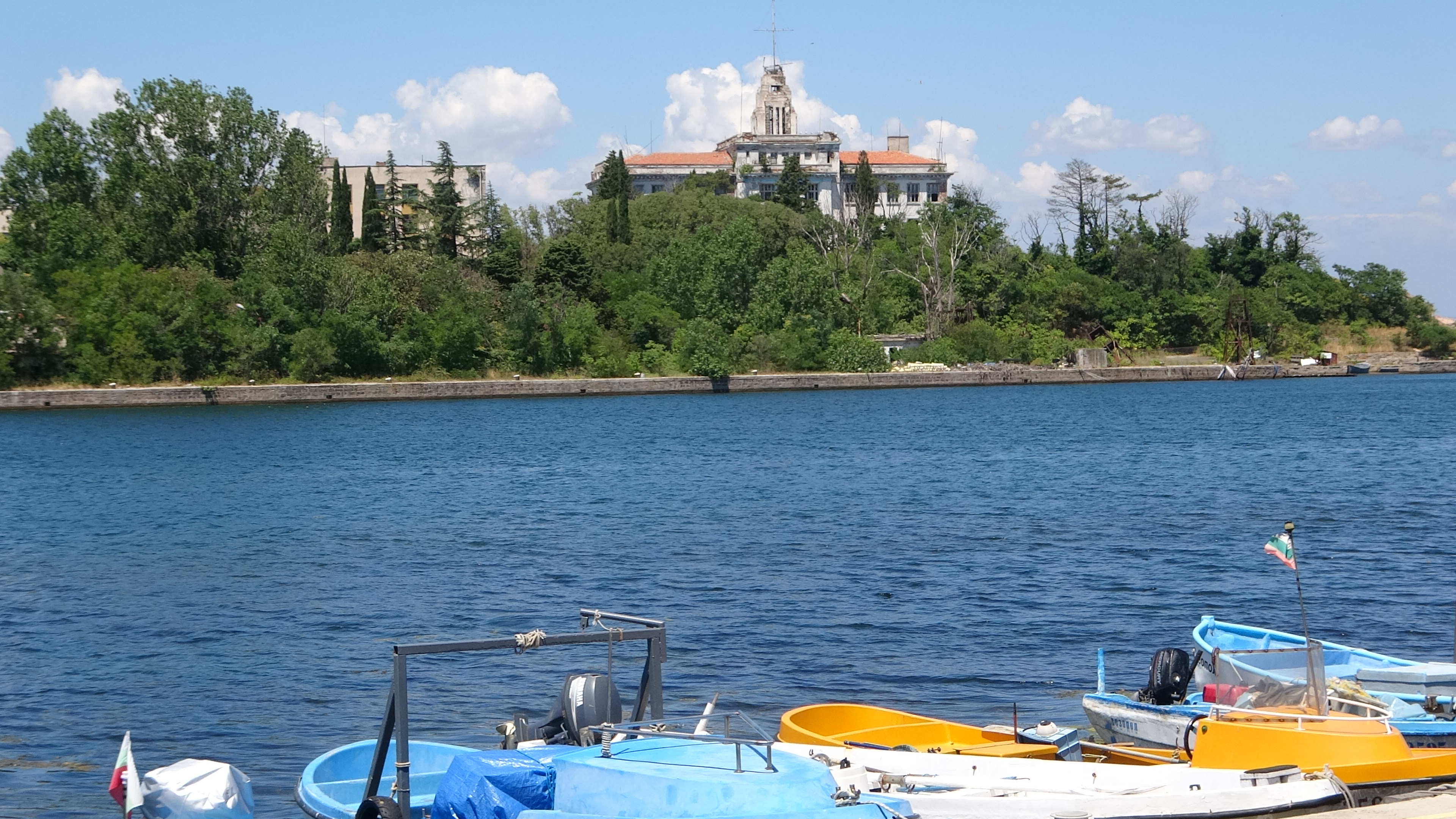 Sosopol, vorgelagerter Hafenposten aus sozialistischer Zeit