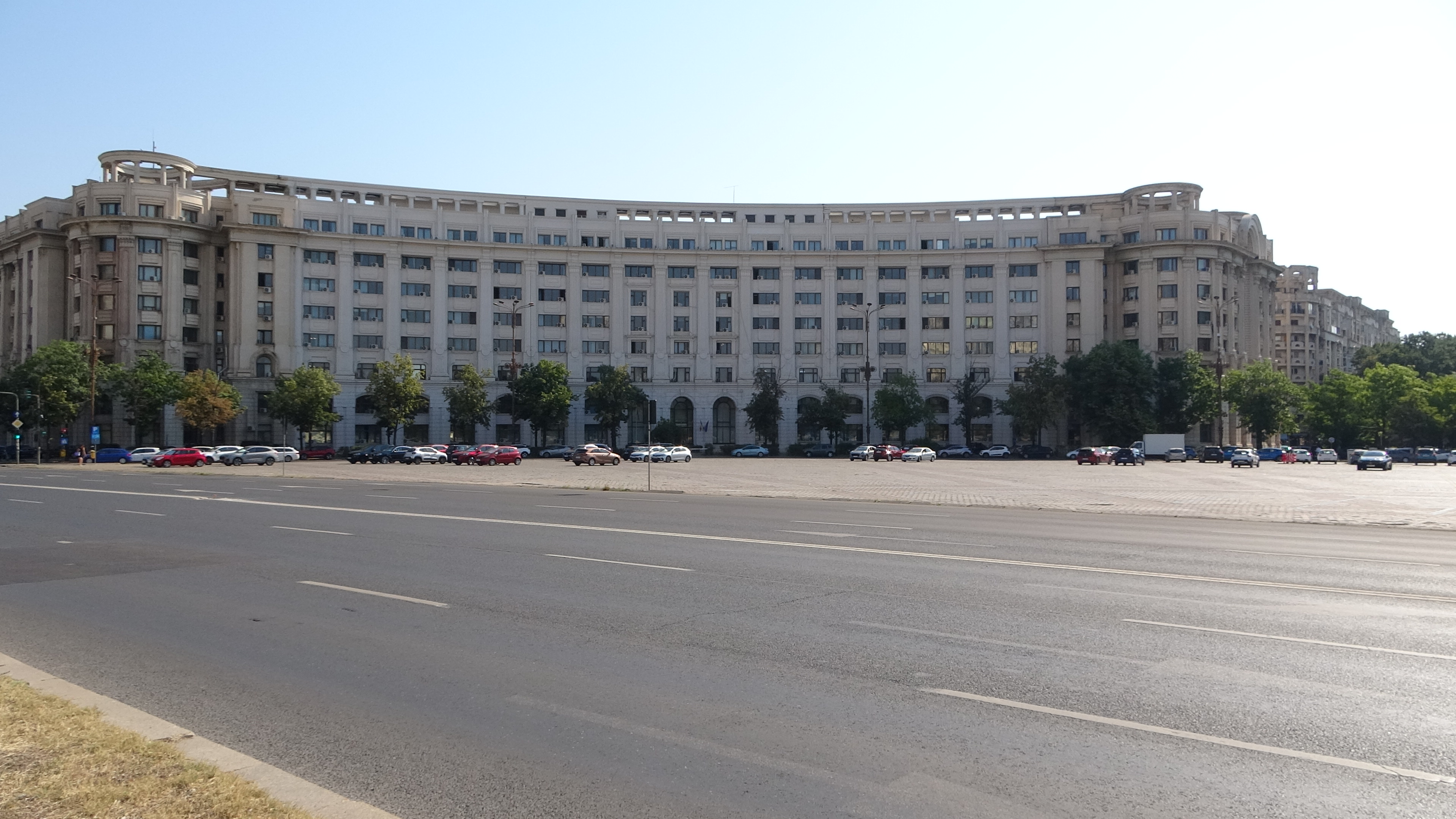 Bukarest, gegenüber dem Parlament