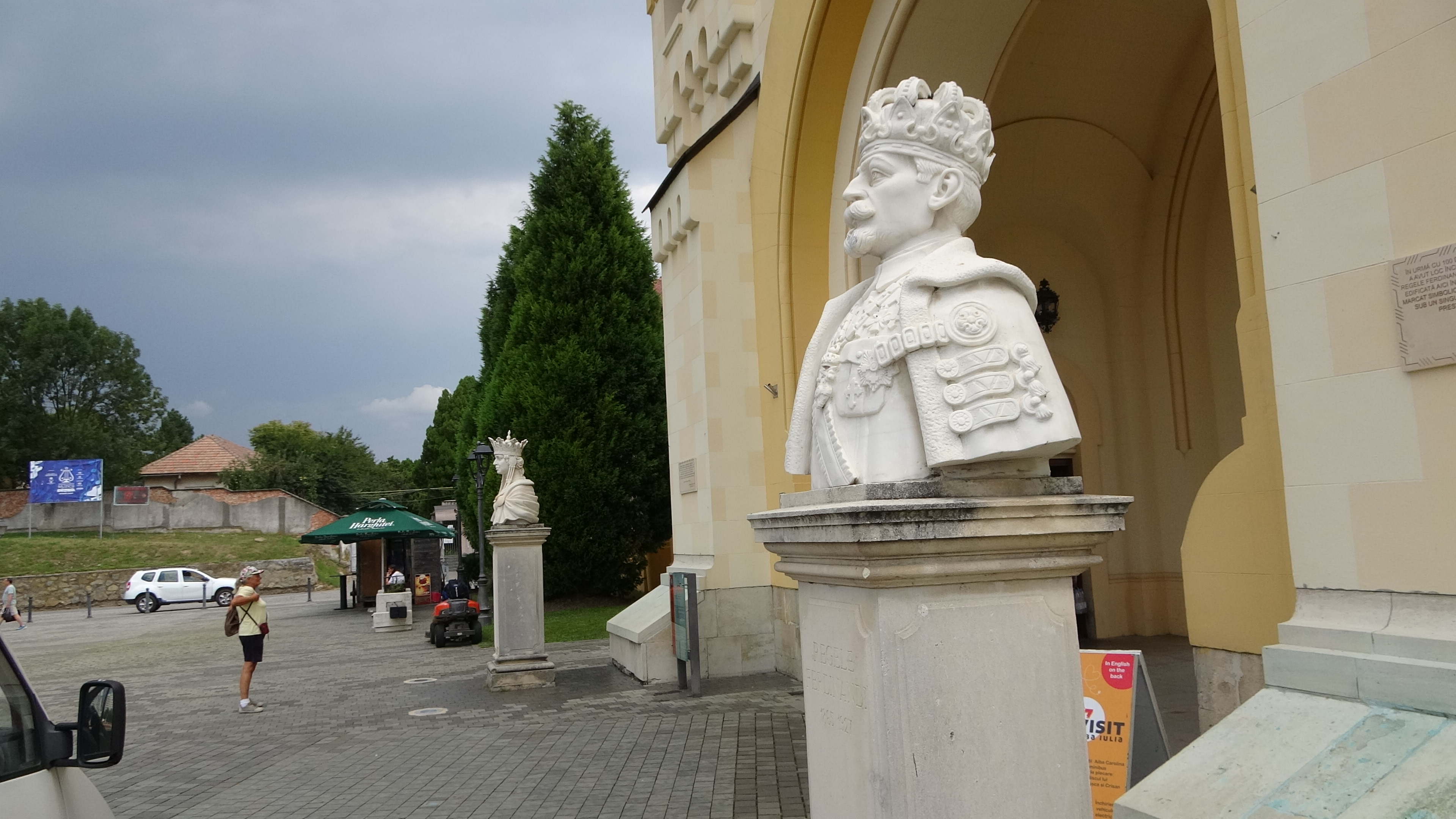 Alba-Iulia, Kirchensponsoren