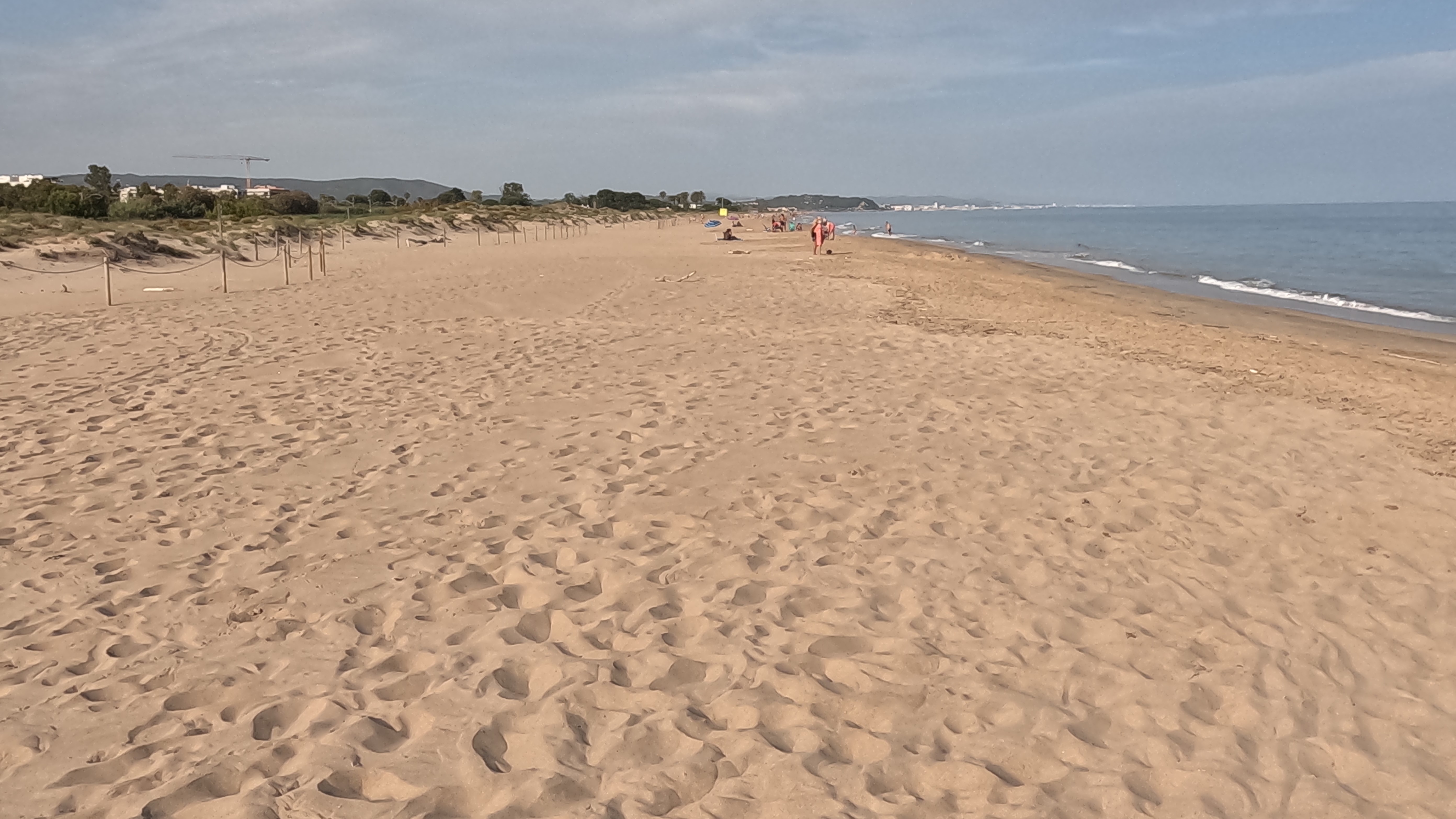Torredembarra, weiter Sandstrand