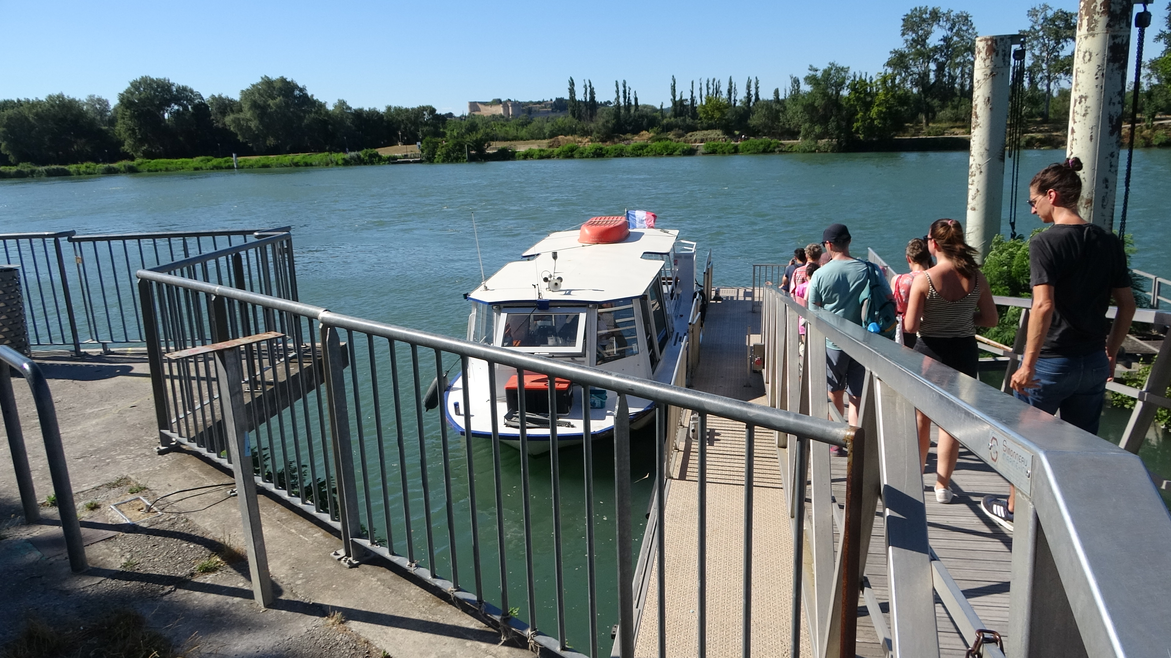 Avignon, Fußgängerfähre